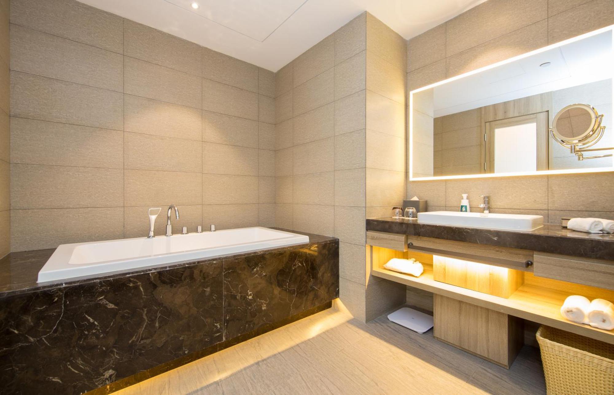 Atour Hotel Chongqing Hongyadong Riverview מראה חיצוני תמונה